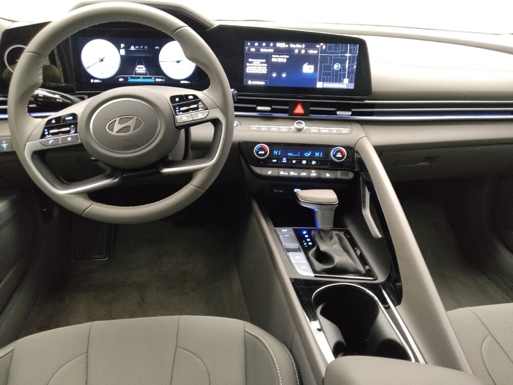 2025 Hyundai Elantra in Midlothian, IL 60445 - 18114781 22