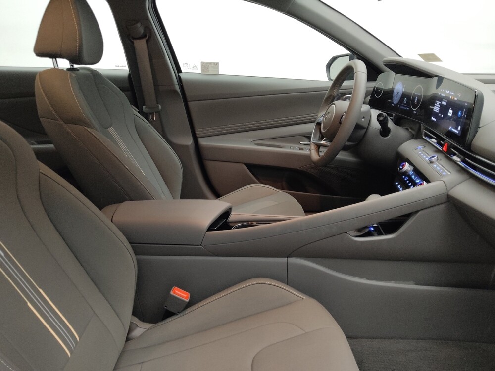 2025 Hyundai Elantra in Midlothian, IL 60445 - 18114781 21