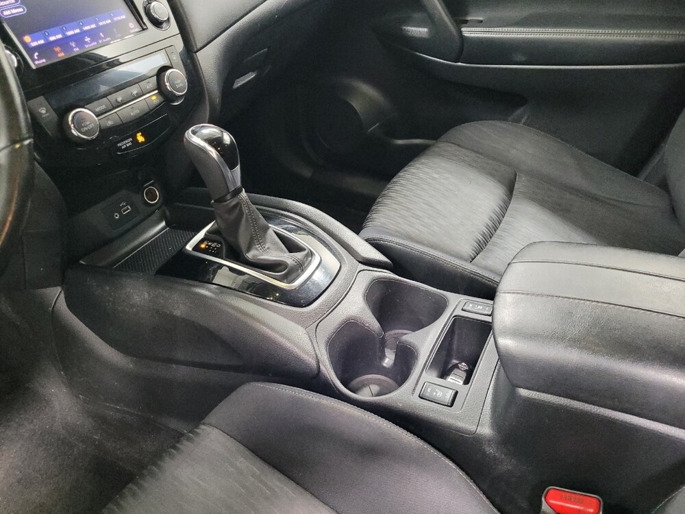 2018 Nissan Rogue in Pittsburgh, PA 15236 - 18114796 26