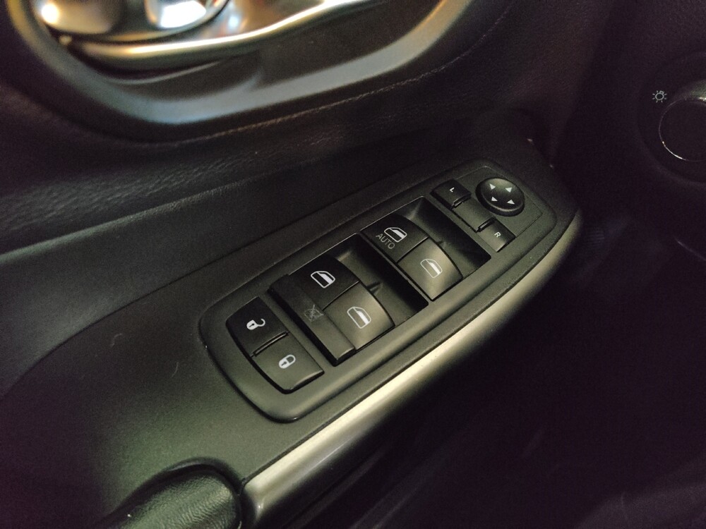 2020 Jeep Cherokee in Stone Mountain, GA 30083 - 18114801 27