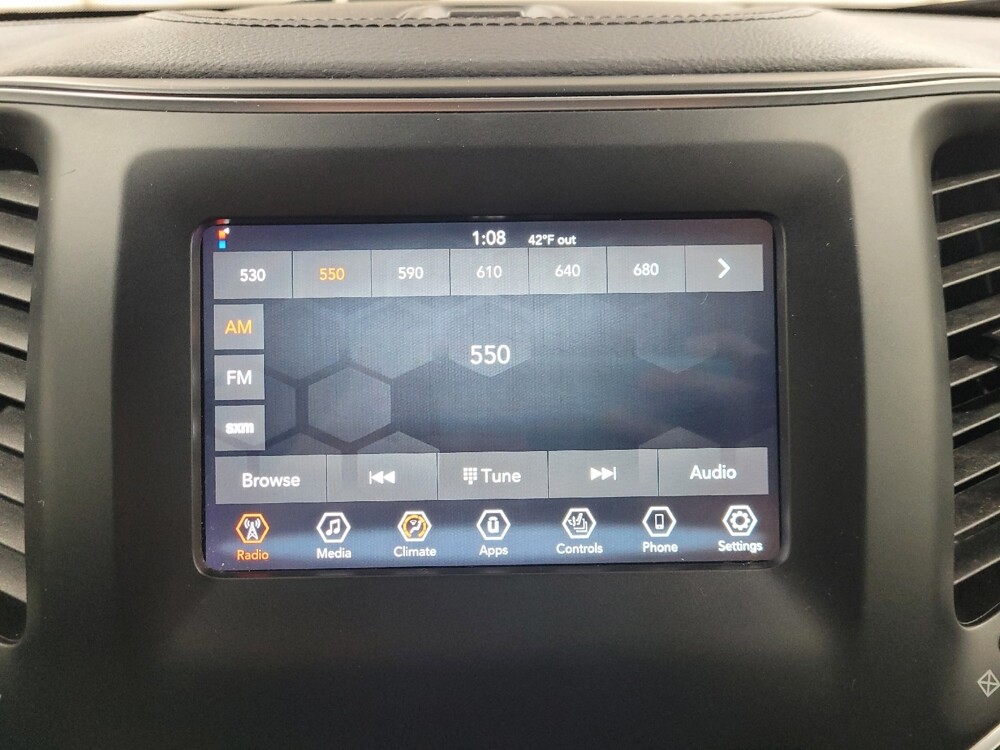 2019 Jeep Cherokee in Plymouth Meeting, PA 19462 - 18114804 25