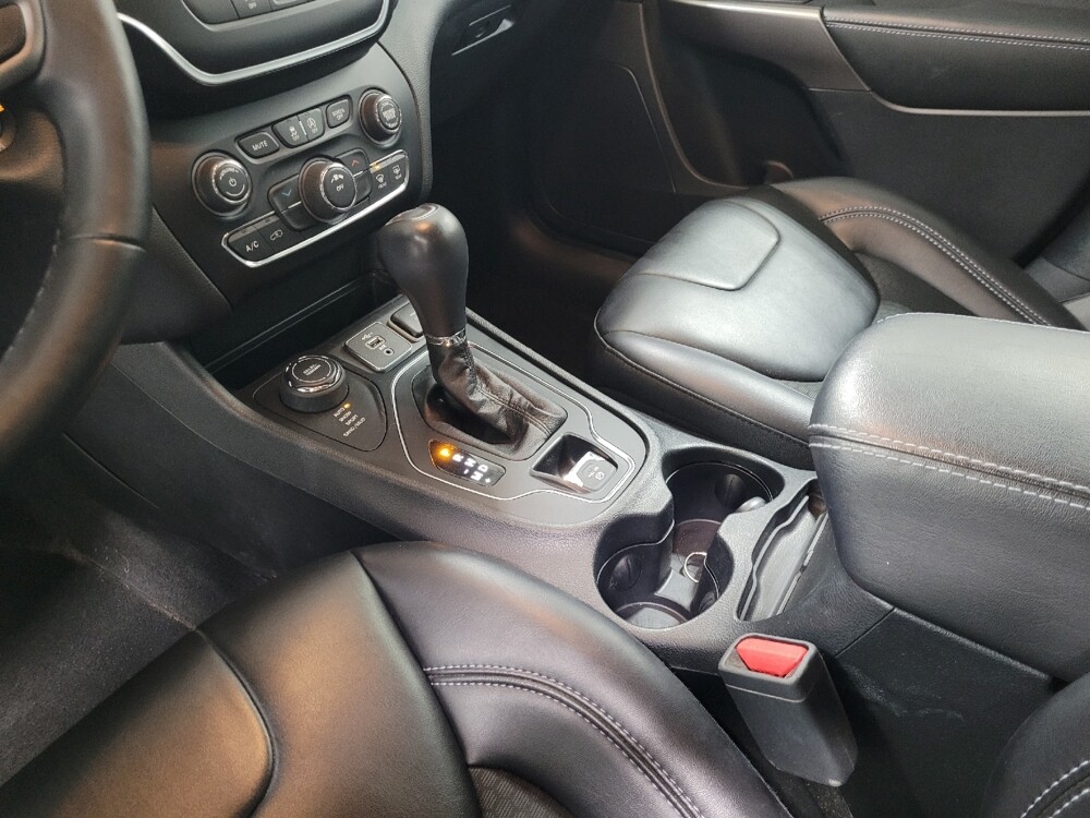 2019 Jeep Cherokee in Plymouth Meeting, PA 19462 - 18114804 26