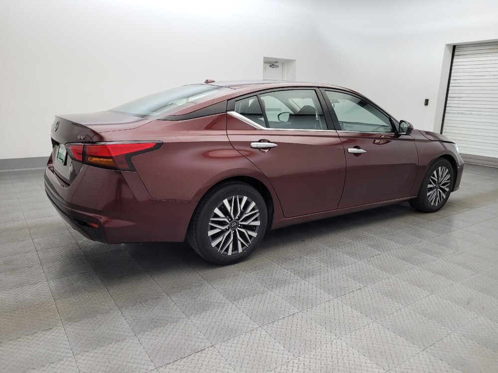 2023 Nissan Altima in Phoenix, AZ 85015 - 18114811 10