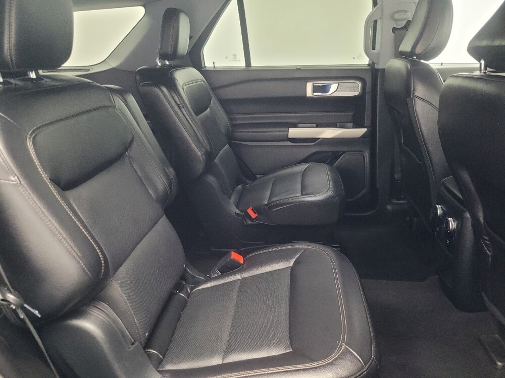 2021 Ford Explorer in Ft Wayne, IN 46805 - 18114812 19