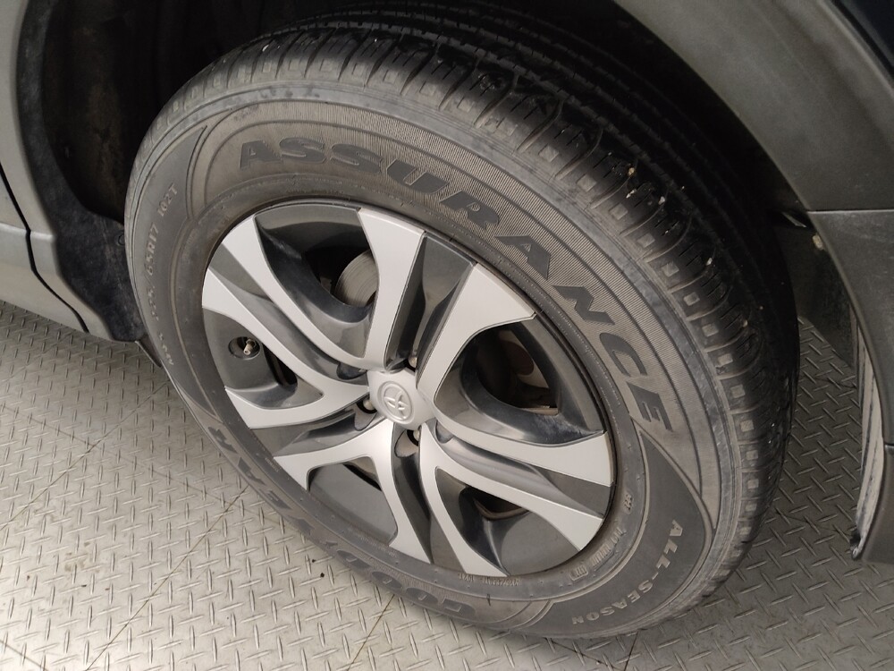 2018 Toyota RAV4 in Houston, TX 77034 - 18114826 31