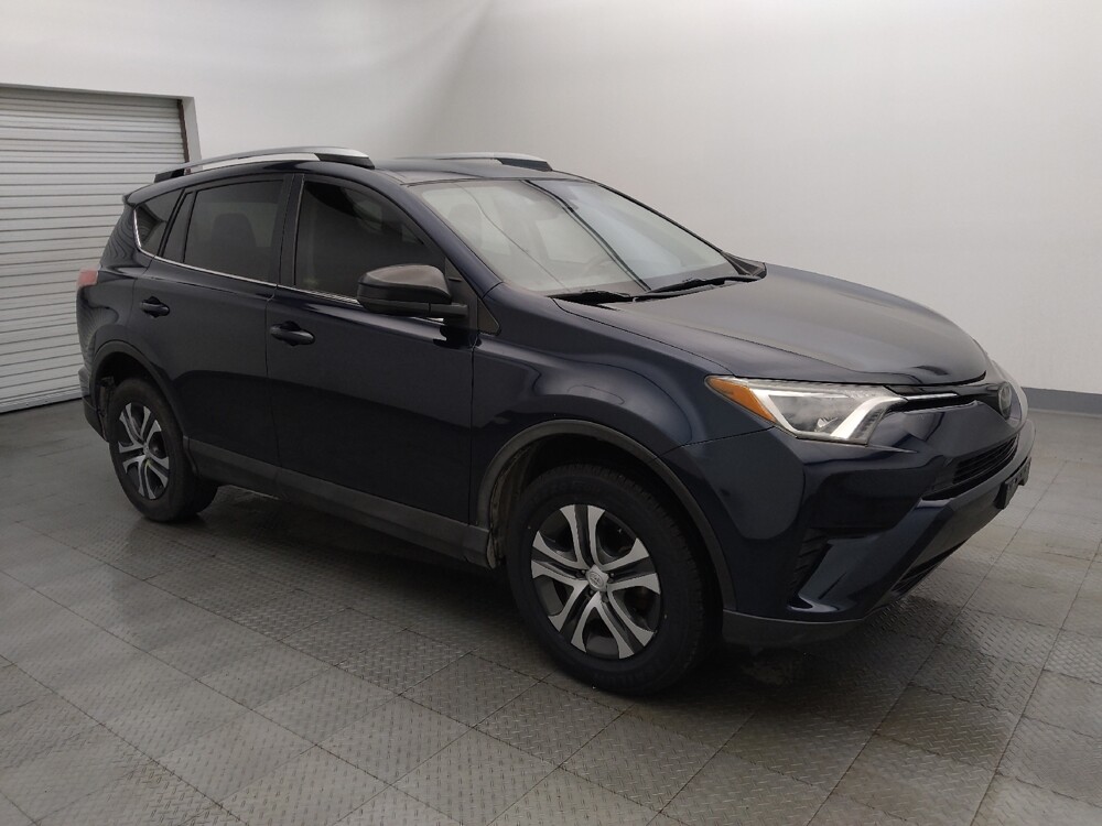 2018 Toyota RAV4 in Houston, TX 77034 - 18114826 11