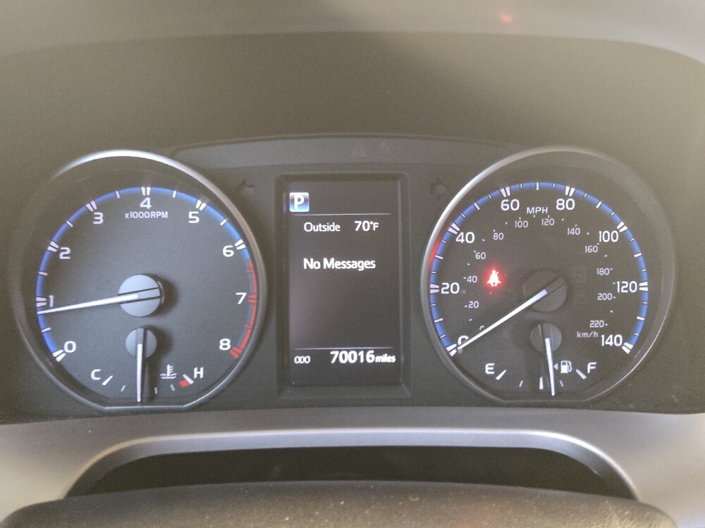 2018 Toyota RAV4 in Houston, TX 77034 - 18114826 23