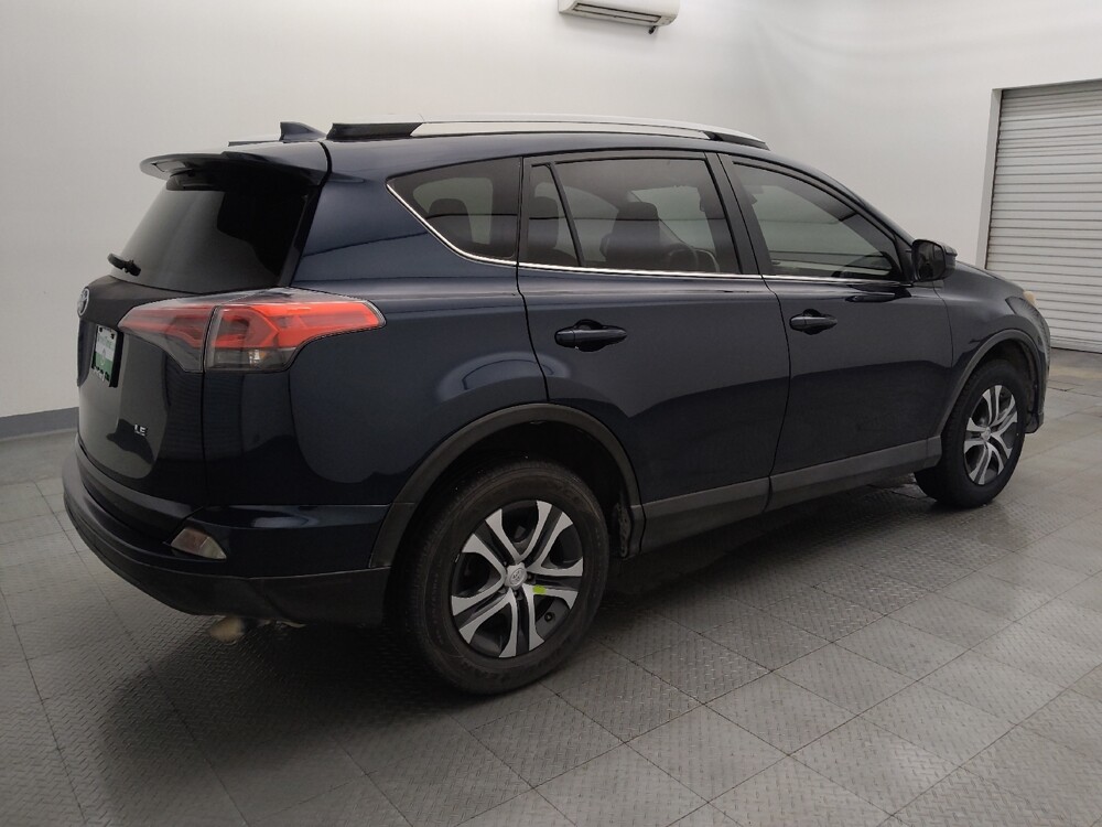 2018 Toyota RAV4 in Houston, TX 77034 - 18114826 10