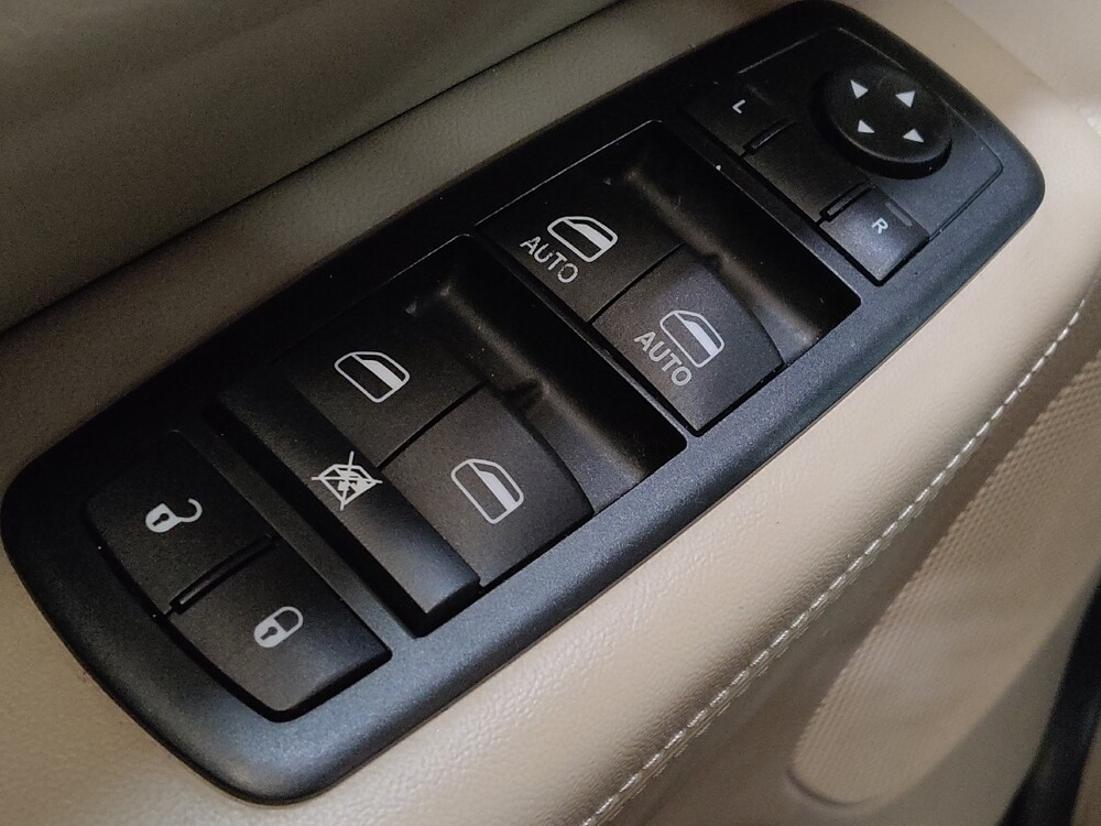 2014 Jeep Grand Cherokee in West Palm Beach, FL 33409 - 18114830 27