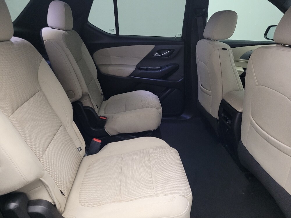 2022 Chevrolet Traverse in Kissimmee, FL 34744 - 18114837 19