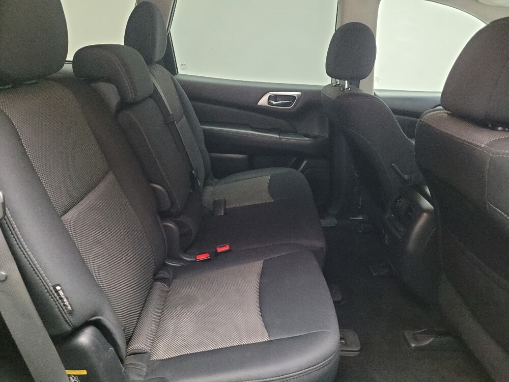 2018 Nissan Pathfinder in Torrance, CA 90504 - 18114842 19