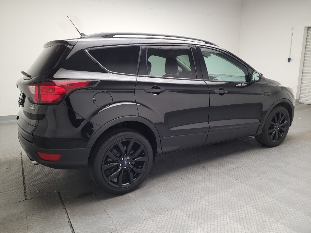 2019 Ford Escape in Downey, CA 90241 - 18114861 10