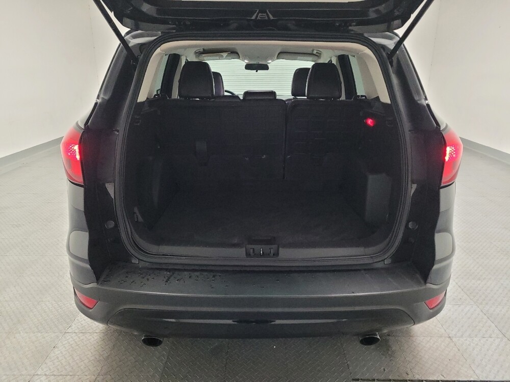 2019 Ford Escape in Downey, CA 90241 - 18114861 29