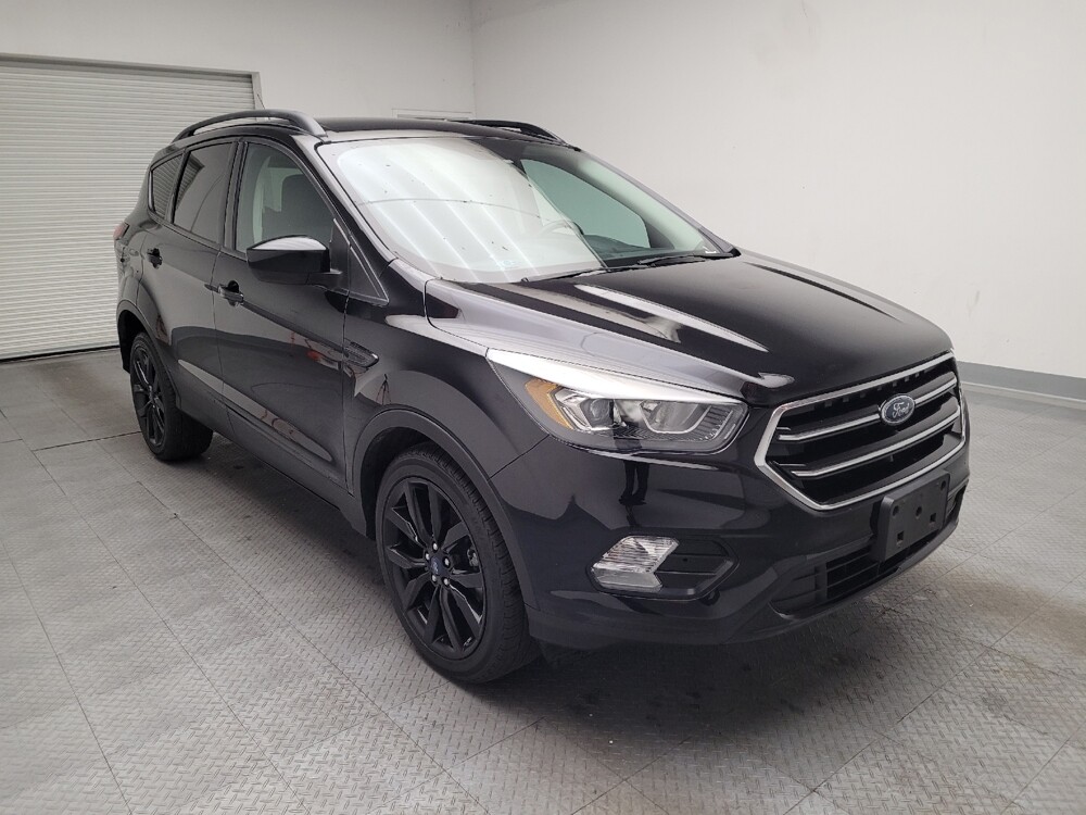 2019 Ford Escape in Downey, CA 90241 - 18114861 13