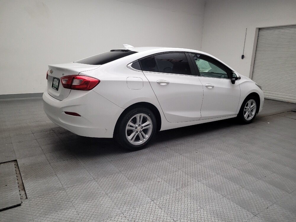 2018 Chevrolet Cruze in Downey, CA 90241 - 18114863 10