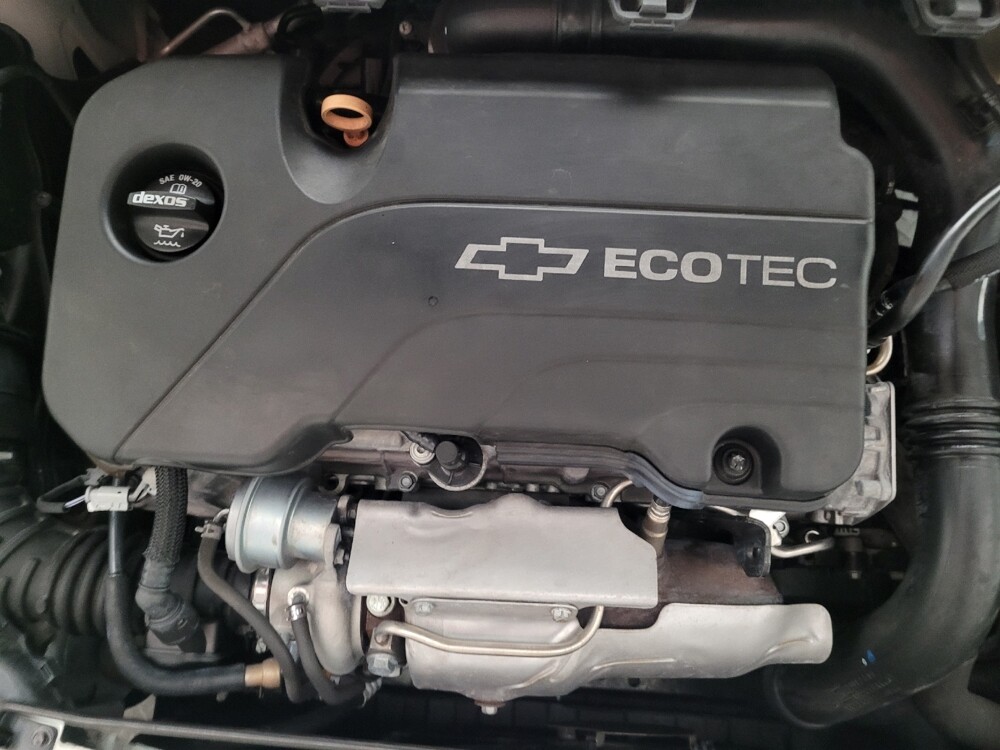 2018 Chevrolet Cruze in Downey, CA 90241 - 18114863 31