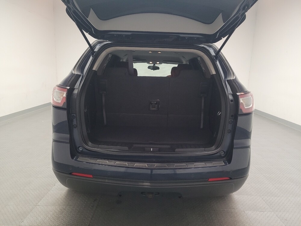 2015 Chevrolet Traverse in Downey, CA 90241 - 18114864 29