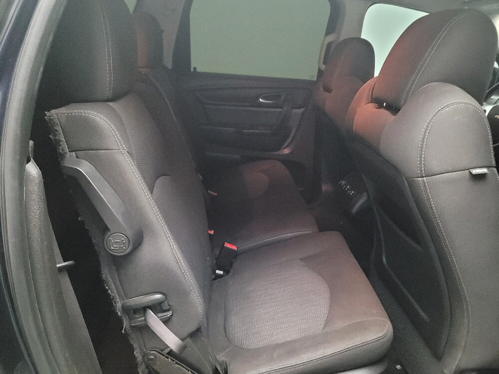 2015 Chevrolet Traverse in Downey, CA 90241 - 18114864 19