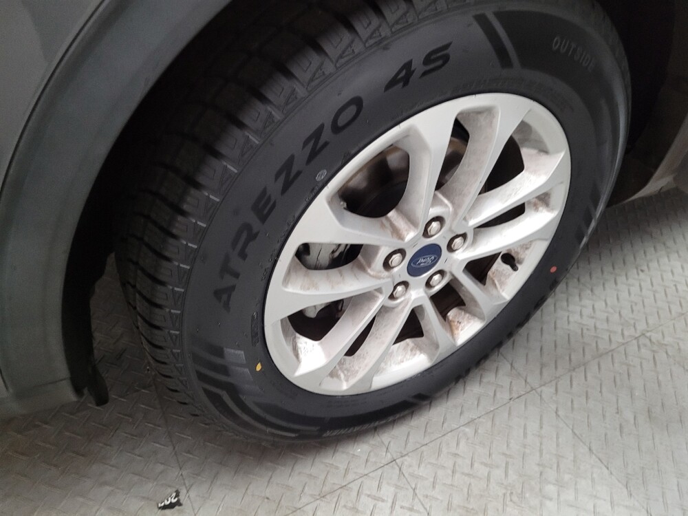 2022 Ford Escape in Downey, CA 90241 - 18114865 31