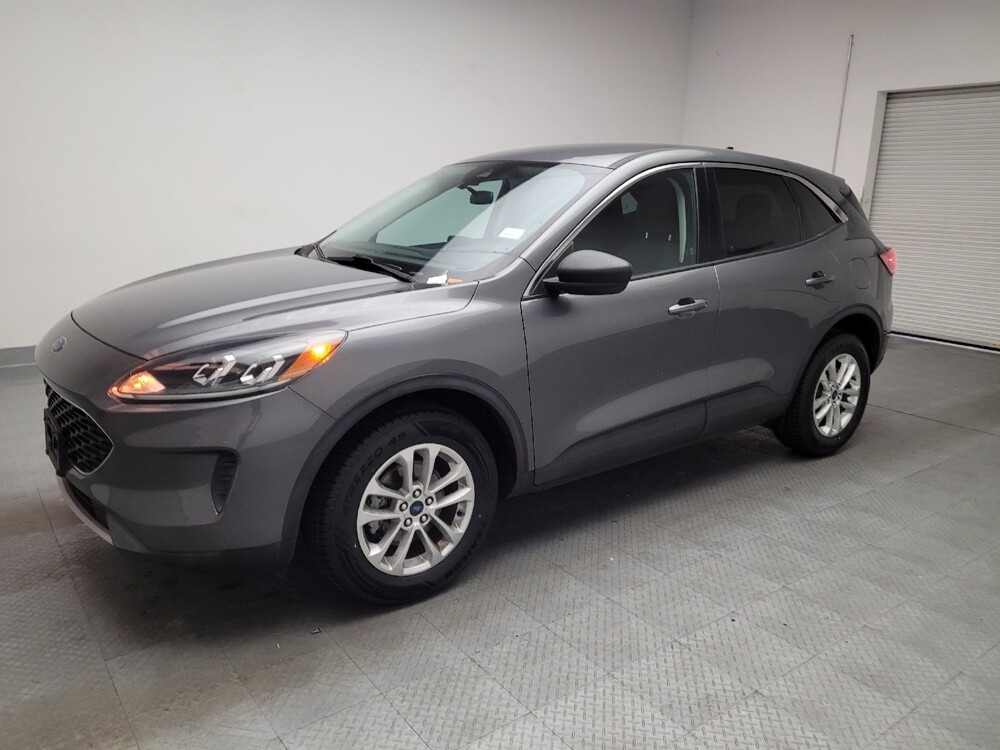 2022 Ford Escape in Downey, CA 90241 - 18114865 2