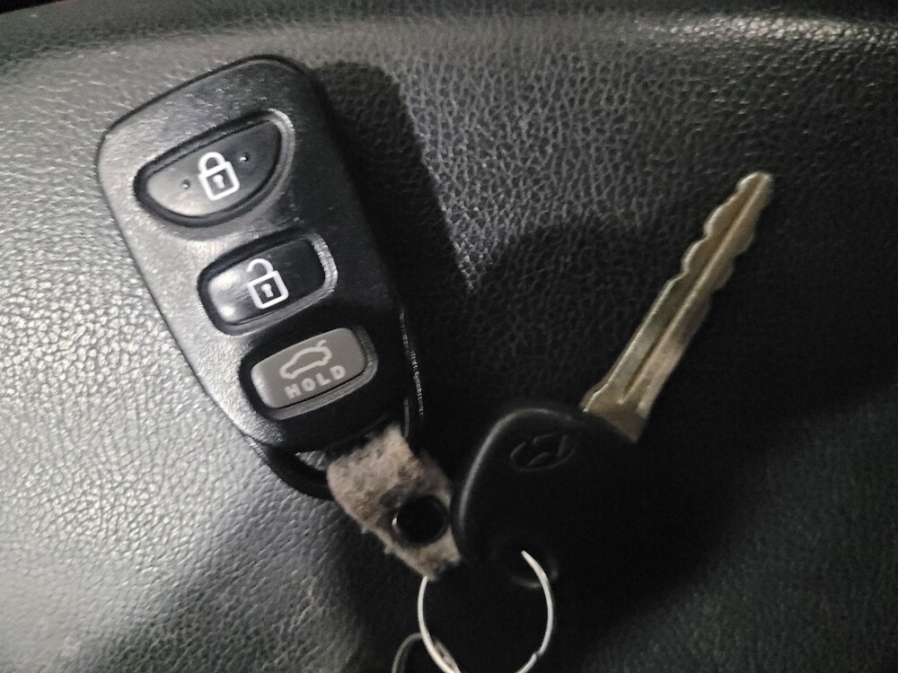 2016 Hyundai Elantra in Allentown, PA 18103 - 18114872 32