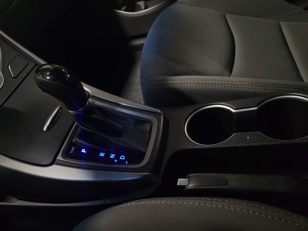 2016 Hyundai Elantra in Allentown, PA 18103 - 18114872 26