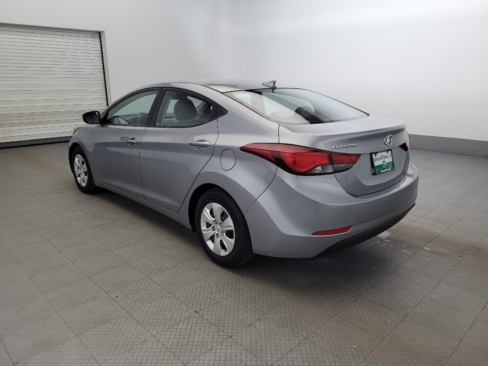 2016 Hyundai Elantra in Allentown, PA 18103 - 18114872 5