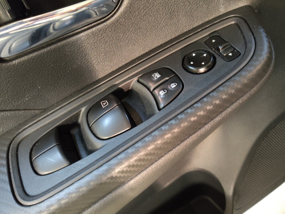 2025 Nissan Versa in Columbia, SC 29210 - 18114896 27