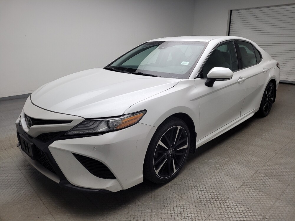 2018 Toyota Camry in Eastpointe, MI 48021 - 18114910 2