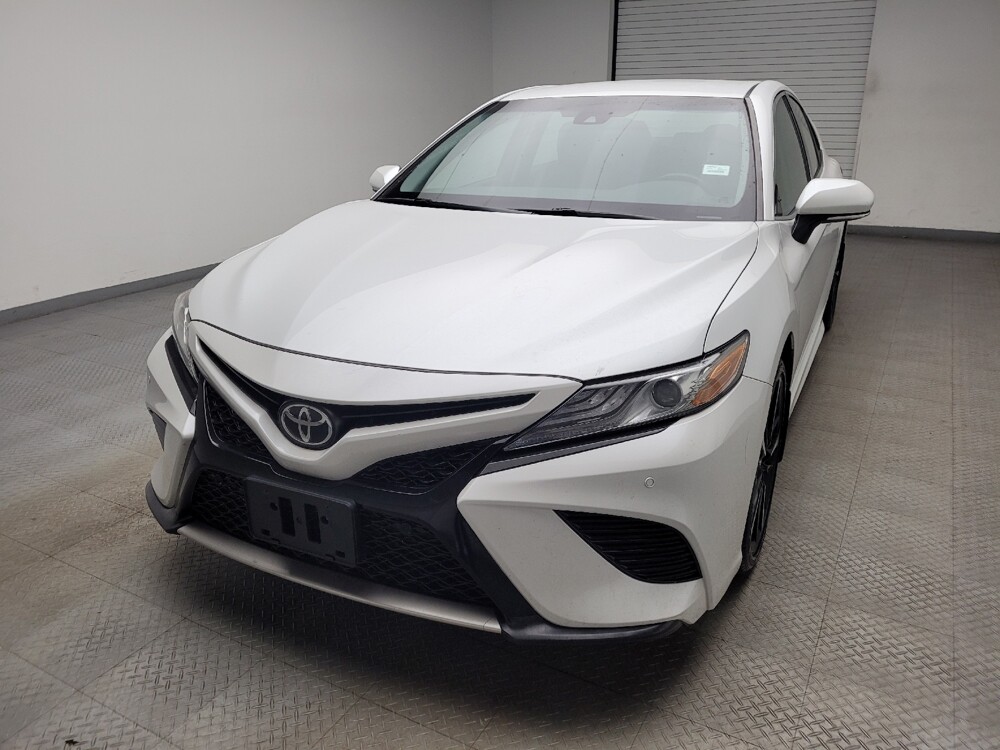 2018 Toyota Camry in Eastpointe, MI 48021 - 18114910 15