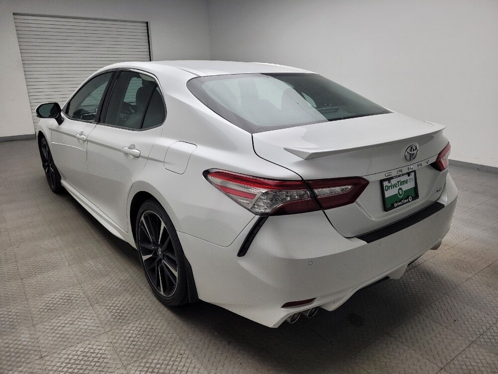 2018 Toyota Camry in Eastpointe, MI 48021 - 18114910 5