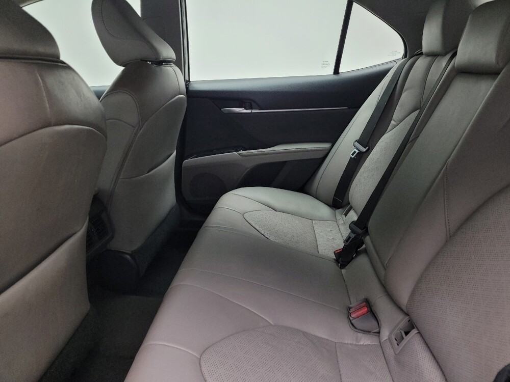 2018 Toyota Camry in Eastpointe, MI 48021 - 18114910 18