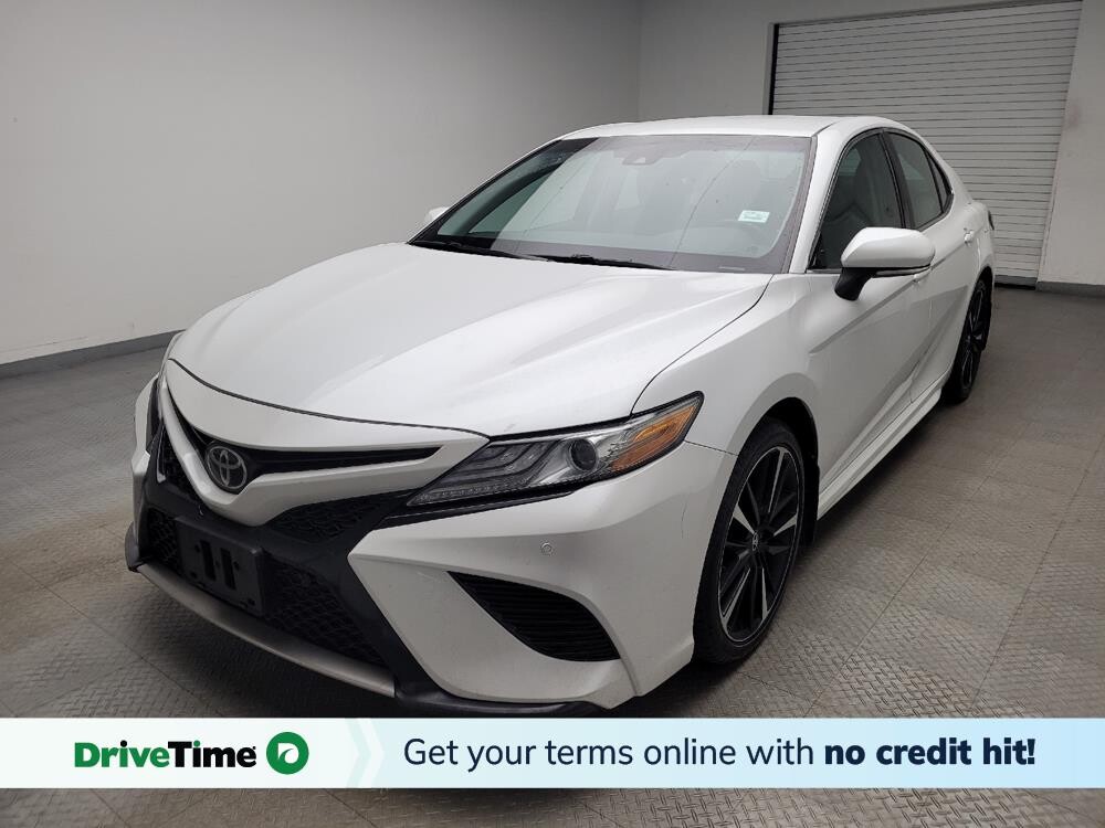 2018 Toyota Camry in Eastpointe, MI 48021 - 18114910