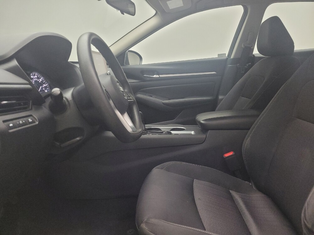 2022 Nissan Altima in Eastpointe, MI 48021 - 18114912 17