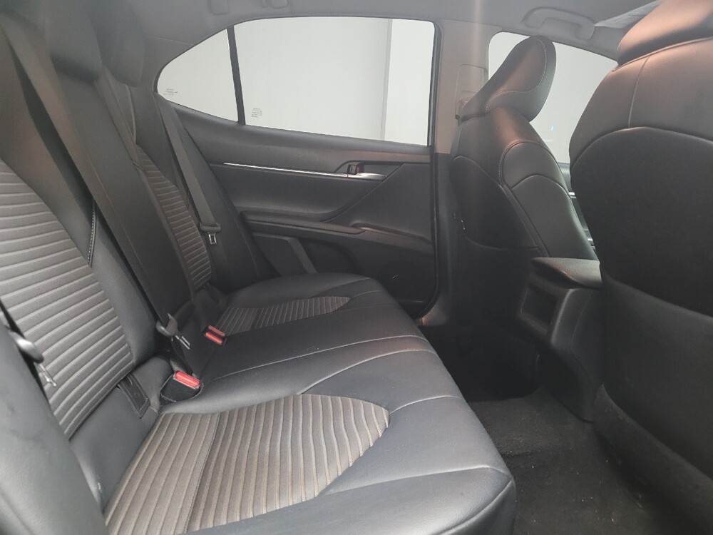 2021 Toyota Camry in Eastpointe, MI 48021 - 18114926 19