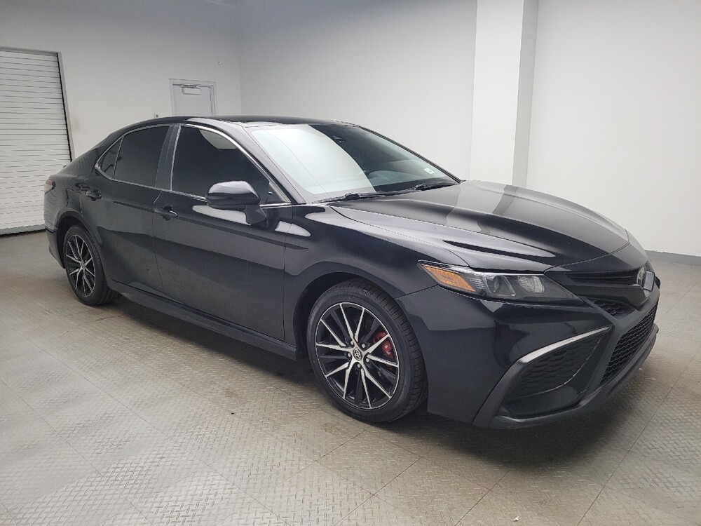 2021 Toyota Camry in Eastpointe, MI 48021 - 18114926 11