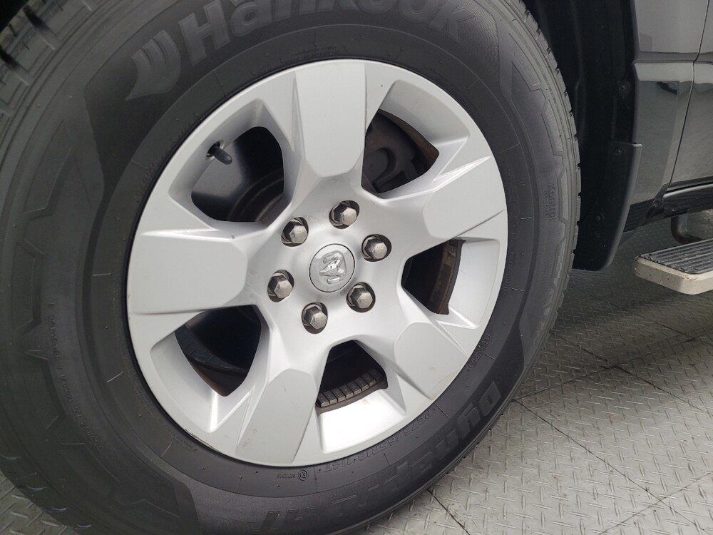 2019 RAM 1500 in Kissimmee, FL 34744 - 18114927 31