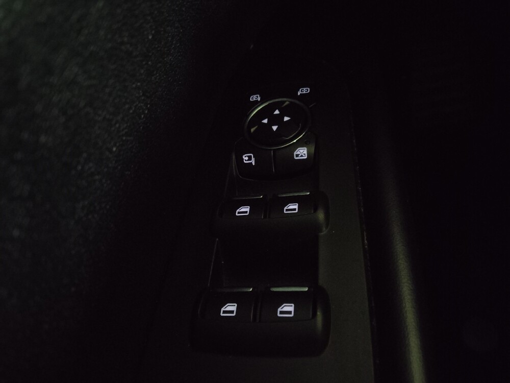 2016 Lincoln MKX in Stone Mountain, GA 30083 - 18114942 27