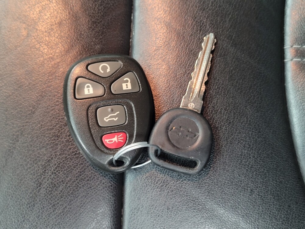 2017 Chevrolet Traverse in Antioch, TN 37013 - 18114952 32