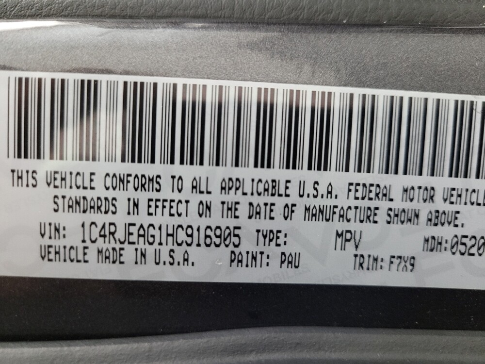 2017 Jeep Grand Cherokee in Tucson, AZ 85705 - 18114964 33