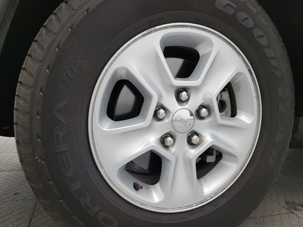 2017 Jeep Grand Cherokee in Tucson, AZ 85705 - 18114964 31