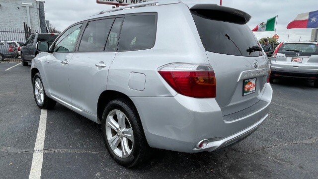 2010 Toyota Highlander in Dallas, TX 75228 - 18114983 8