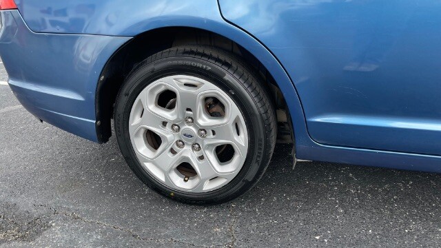 2010 Ford Fusion in Dallas, TX 75228 - 18114984 5