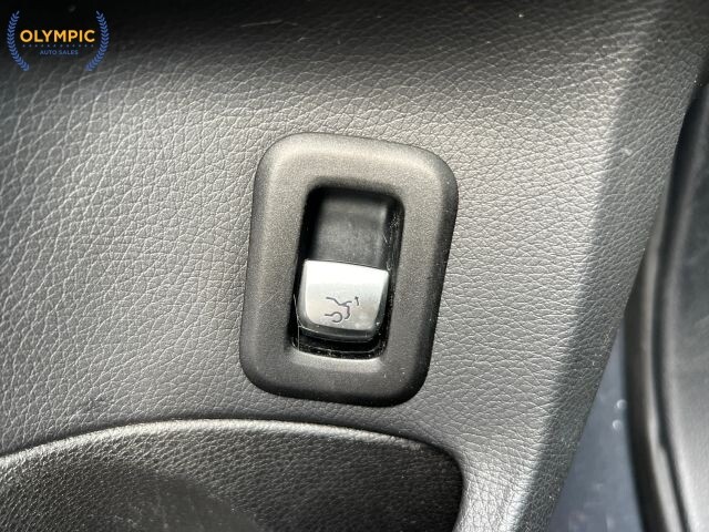 2015 Mercedes-Benz C 300 in Decatur, GA 30032 - 18114992 41