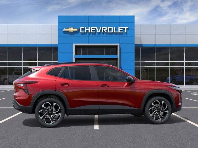 2026 Chevrolet Trax in Burlington, WI 53105 - 18115002 5