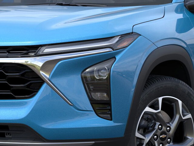 2026 Chevrolet Trax in Burlington, WI 53105 - 18115003 12