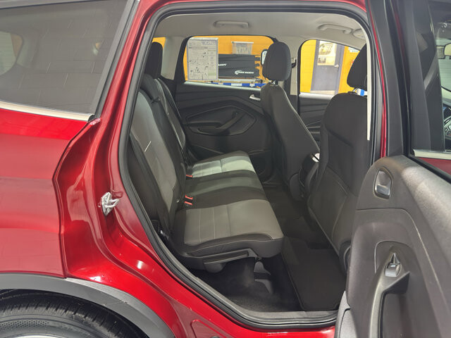 2014 Ford Escape in Burlington, WI 53105 - 18115005 18