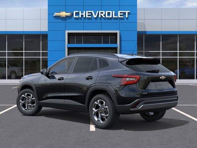 2026 Chevrolet Trax in Burlington, WI 53105 - 18115009 3
