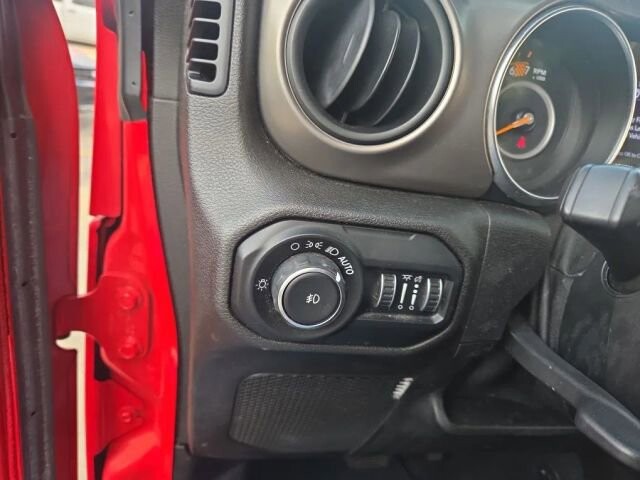 2020 Jeep Wrangler in Greenville, SC 29607 - 18115012 39