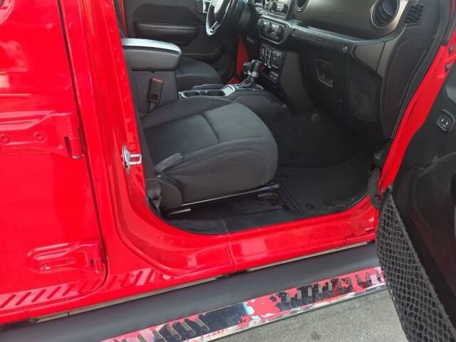 2020 Jeep Wrangler in Greenville, SC 29607 - 18115012 17
